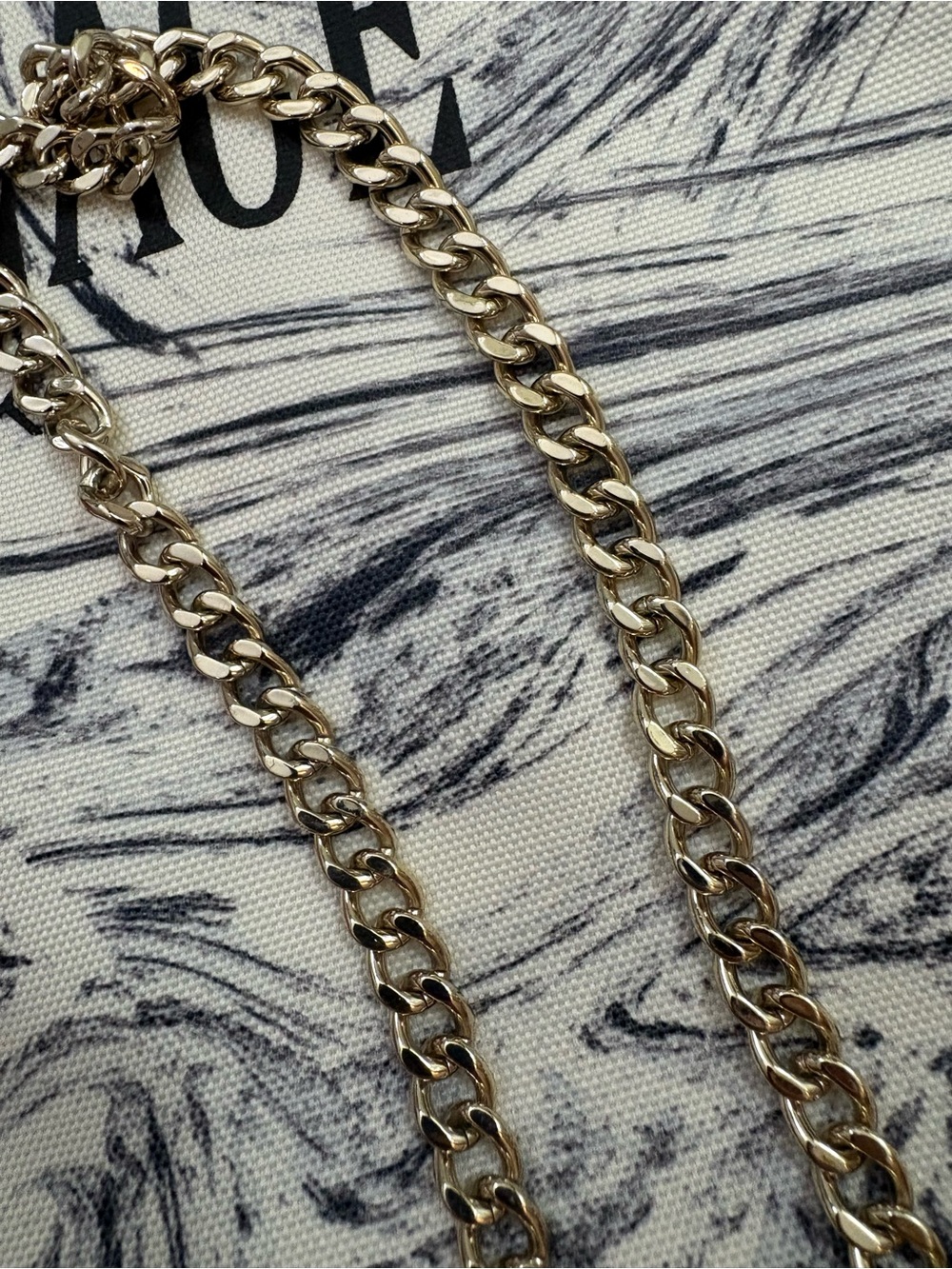 LIKE NEW MZ WALLACE CROSSBODY PURSE - Picture 7 of 8